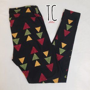 NWT LulaRoe Christmas Color Leggings Christmas 🎄